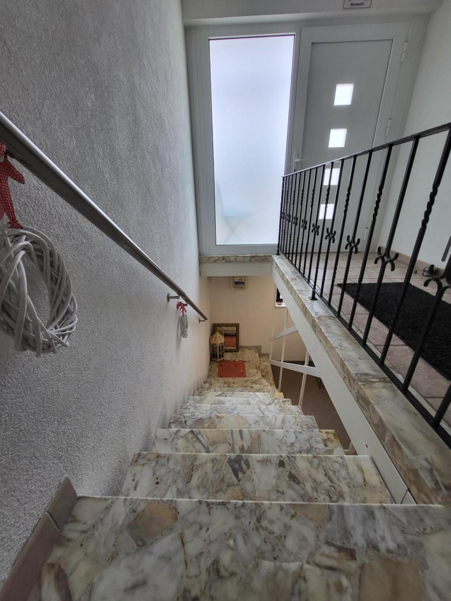 Lovely Oasis Appartement Schmelz Buitenkant foto